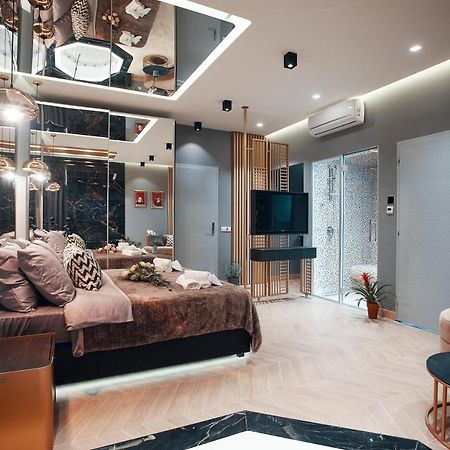 Monza Mirror Apartment Kikinda Exteriér fotografie